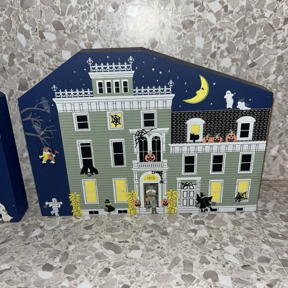 1997 Cats Meow Halloween Mystery Manor & Eerie Estate Lot of 2 Glow in the Dark - Picture 7 of 14
